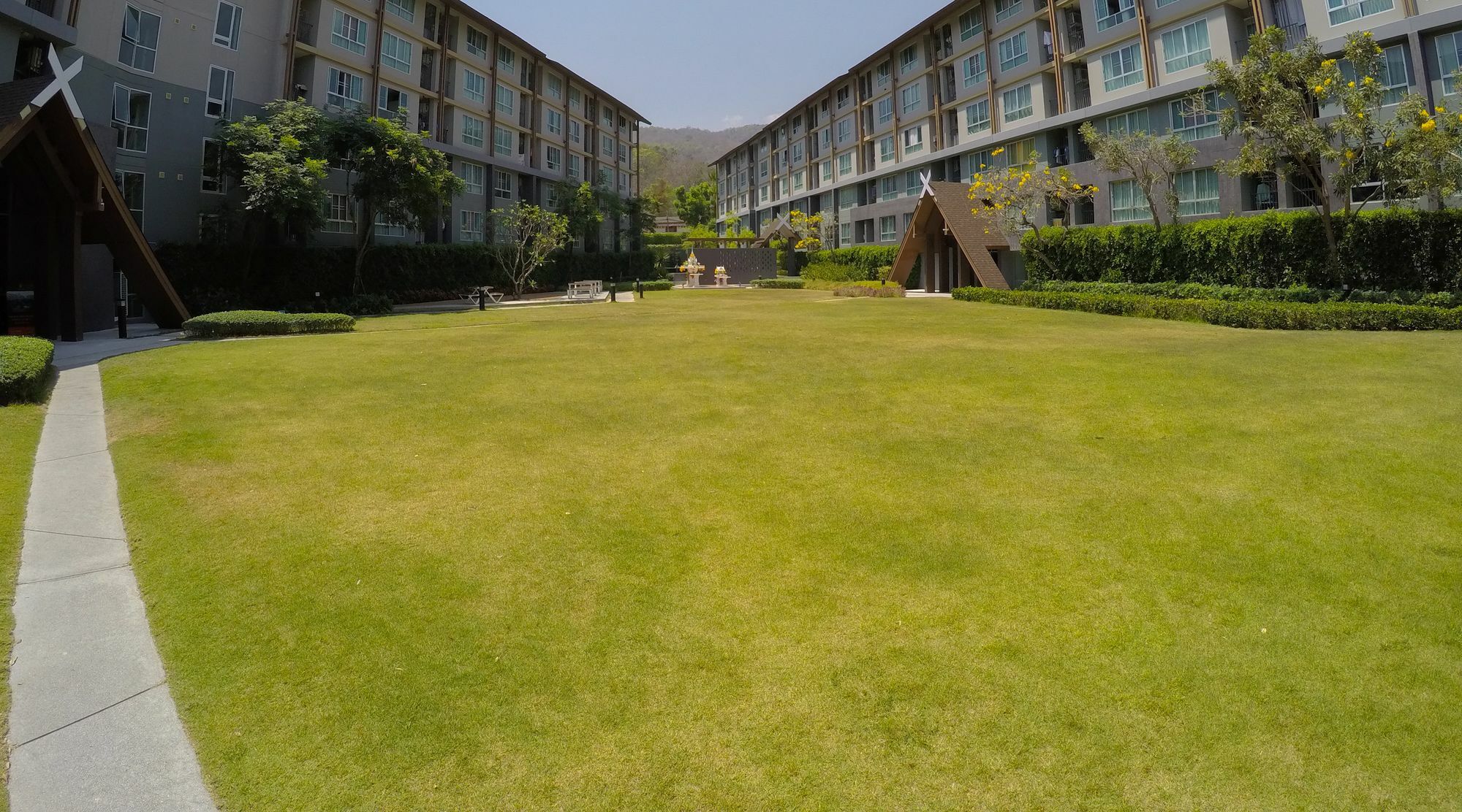 Hoc Daily Apartment Chiang Mai Esterno foto