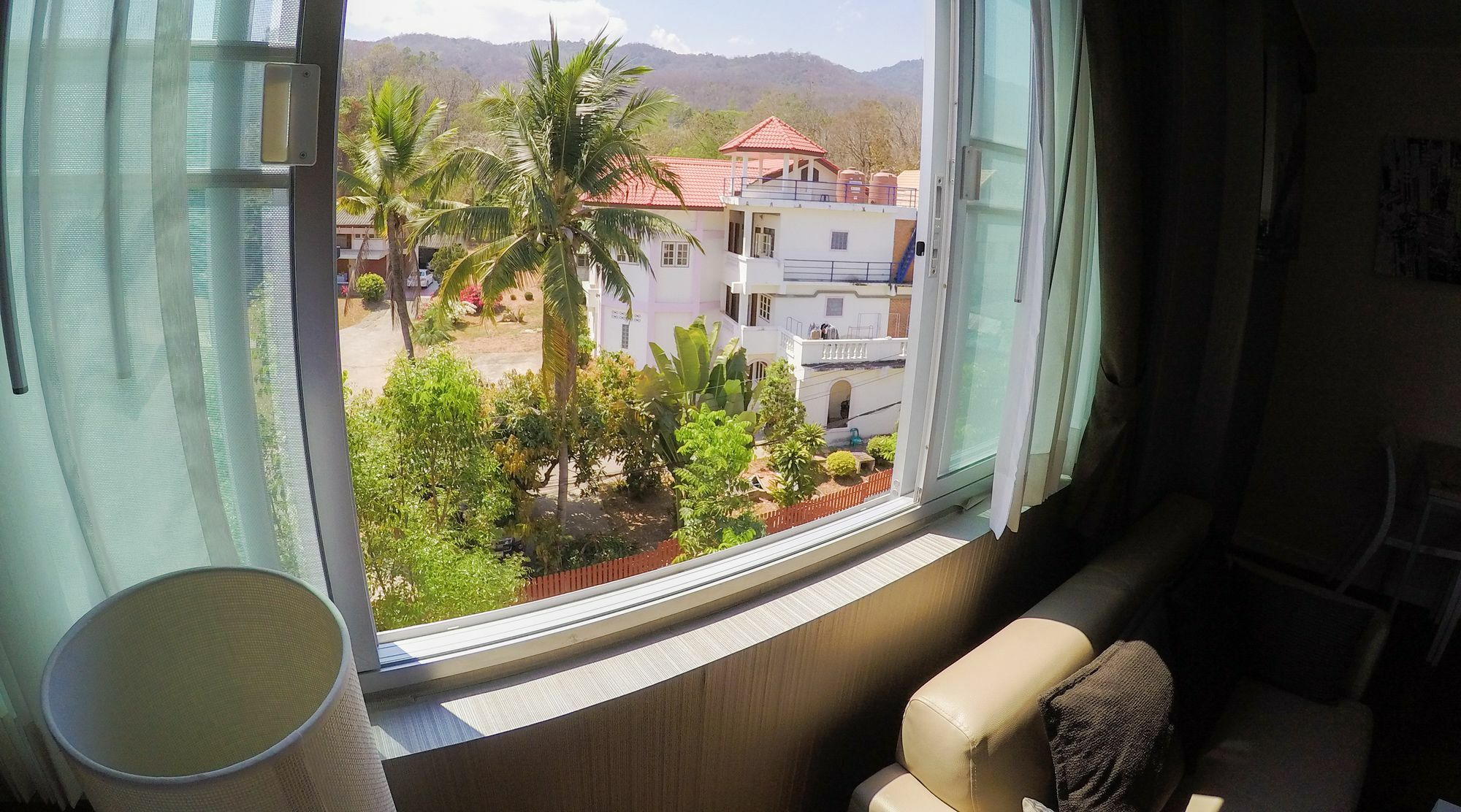 Hoc Daily Apartment Chiang Mai Esterno foto